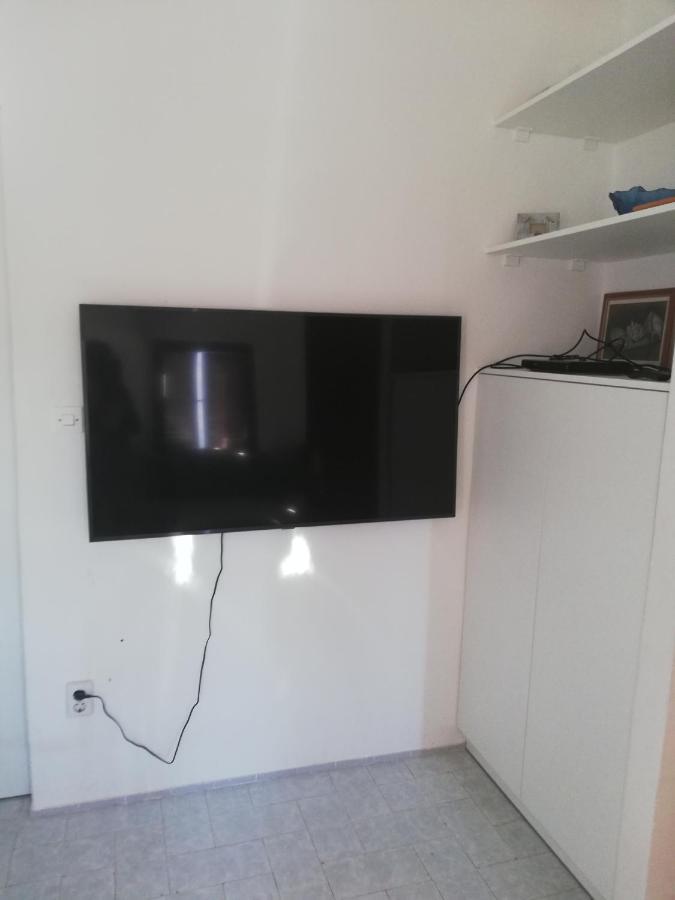 Apartmani Bono Primosten Ngoại thất bức ảnh