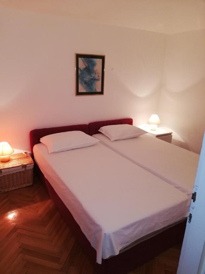 Apartmani Bono Primosten Ngoại thất bức ảnh