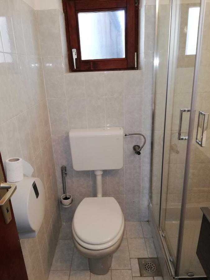 Apartmani Bono Primosten Ngoại thất bức ảnh